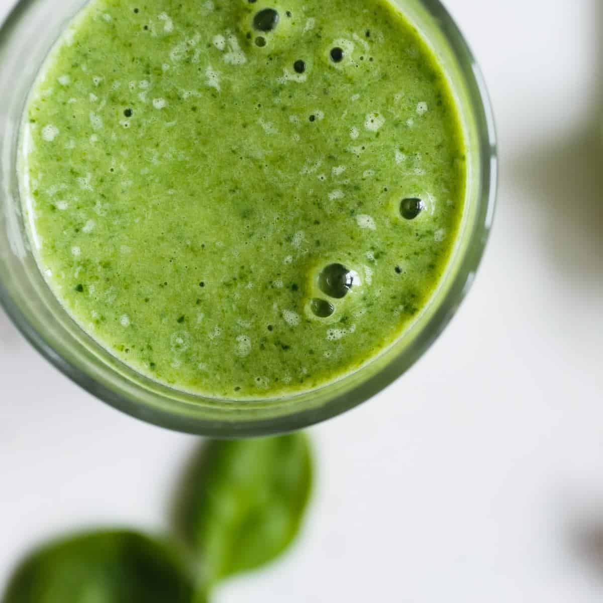How To Make the Best Fertility Smoothie Ever To Make a Mommy