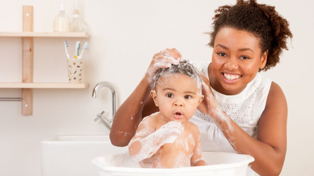 9 Best Organic Baby Shampoo & Washes!