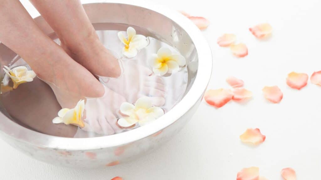 Hot Foot Soak for Fertility